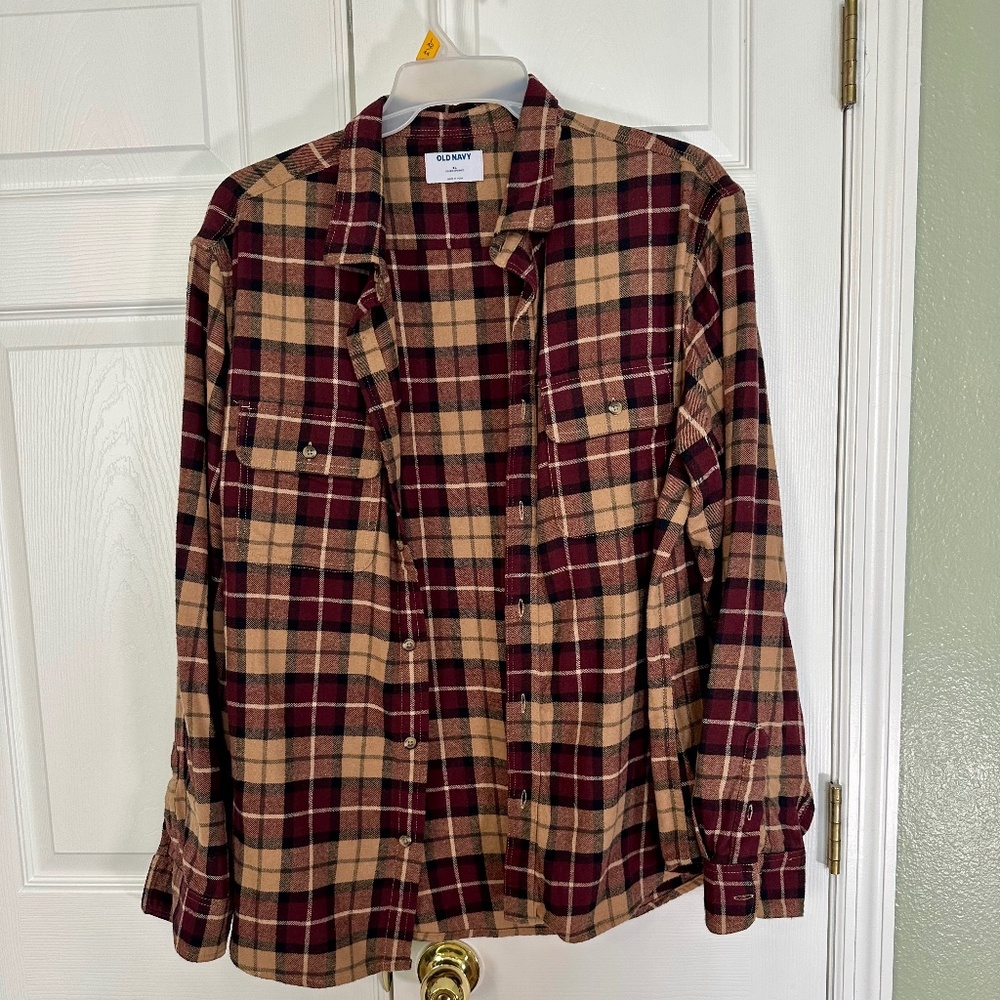 Mens Old Navy Burgundy and Tan Plaid Flannel XL